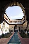 Patio de las Doncellas (Patio of the Maidens), Real Alcazar, UNESCO World Heritage Site, Santa Cruz district, Seville, Andalusia (Andalucia), Spain, Europe