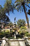 Les jardins du Real Alcazar, patrimoine mondial de l'UNESCO, le quartier de Santa Cruz, Séville, Andalousie (Andalucia), Espagne, Europe