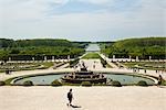 Les jardins et le Grand Canal à Versailles, Paris, France