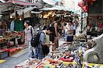 Antique se bloque sur Cat Street, Sheung Wan, Hong Kong