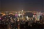 Paysage urbain depuis le pic, à Hong Kong la nuit