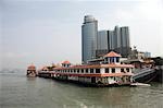 Un bateau de tourisme au port, Xiamen (Amoy), Province de Fujian, Chine