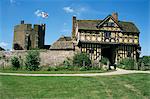 Gatehouse et sud tour, Stokesay Castle, Shropshire, Angleterre, Royaume-Uni, Europe