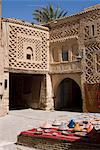 Medina and crafts, Tozeur, Tunisia, North Africa, Africa