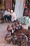Lanternes, Place des Ferblantiers (place de la quincaillerie), Marrakech, Maroc, Afrique du Nord, Afrique