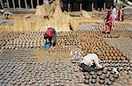 Potters Quarter, Bhaktapur (Bhadgaun), Kathmandu Valley, Nepal, Asia