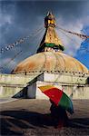 Buddhistischer Stupa in Bodnath (Bodhnath (Boudhanath), Kathmandu-Tal, Nepal, Asien