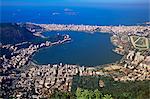 Vue aérienne du lac Rodrigo de Freitas et du quartier d'Ipanema, Rio de Janeiro, au Brésil, en Amérique du Sud