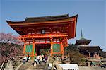 Red temple gate, Kiyomizu dera temple, Kyoto, Japan, Asia