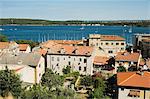 Vieille ville maisons, Pula, Istrie côte, mer Adriatique, Croatie, Europe