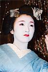 Maiko (geisha stagiaire), divertissement à Kyoto, l'île de Honshu, Japon, Asie