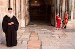 Prêtre orthodoxe, l'église du Saint-Sépulcre, vieille ville fortifiée, Jérusalem, Israël, Moyen-Orient