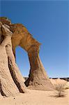 Tin Ghalega rock formation, Red Rhino Arch, Wadi Teshuinat, Akakus, Sahara desert, Fezzan, Libya, North Africa, Africa