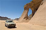 Tin Ghalega rock formation, Red Rhino Arch, Wadi Teshuinat, Akakus, Sahara desert, Fezzan (Libye), l'Afrique du Nord, Afrique