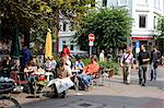 Cafe Unter den Linden sur Lippmannstrasse dans le quartier branché de Schanzenviertel, St. Pauli, Hambourg, Allemagne, Europe