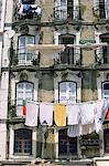 Façade d'une maison dans le quartier maure de l'Alfama, Lisbonne, Portugal, Europe