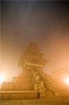 Der Nyatapola-Tempel, im Tal, mit seinen fünf Etagen Pagode Dach, im Morgengrauen, höchste erbaute 1702, der hinduistischen Göttin Siddhi Lakshmi, Taumadhi Tole Platz, Bhaktapur, Kathmandu-Tal, Nepal, Asien