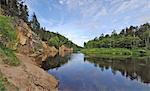 Falaises de Ergelu (Erglu), la rivière Gauja, près de Cesis, Parc National de Gauja, en Lettonie, pays baltes, Europe
