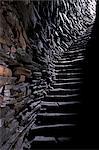 Escalier dans le mur creux, Mousa Broch, mieux préservé de tous les brochs, permanent 12-13 m de haut, en parfait état, en raison de son isolement, l'île Mousa, îles Shetland, Ecosse, Royaume-Uni, Europe