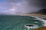 Bruit de Taransay, collines nord Harris dans le fond, west coast, Harris, Hébrides extérieures, en Écosse, Royaume-Uni, Europe