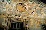 Plafond à 17 Cave, l'un des meilleurs décorées sur le site de grottes bouddhistes à Ajanta, patrimoine mondial UNESCO, Maharashtra, Inde, Asie