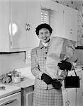 1950s WOMAN SHOPPING FOOD KITCHEN