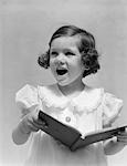 1940s CHILD SINGING BOOK