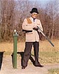 1960s MAN HUNTER LOADING RIFLE SHOTGUN FOR SKEET SHOOTING SPORT OUTDOORS