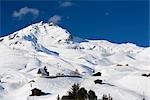 Chalets en hiver, Arosa, Suisse