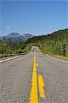 Glenn Highway and Mentasta Mountains, Alaska, USA