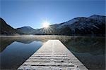 Lac Plansee au lever du soleil, Tyrol, Autriche