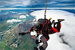 Tandem parachutisme sur le Remarkables, Queenstown, île du Sud, Nouvelle-Zélande