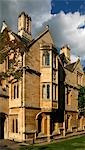 Großbritannien, England, Oxford. Das Magdalen College in Oxford, gesehen von der High Street.
