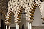 Détail des arcades dans la Plaza del Triunfo dans le Palais de l'Alcazar Real à Séville, Espagne