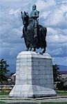 Die Statue von Robert Bruce, am Denkmal Bruce bei Bannockburn. Dies erinnert an seinen 1314-Sieg über die Engländer.