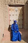 Une vieille porte d'entrée du XIVe siècle, la mosquée Djingareiber - la grande mosquée - à Tombouctou.