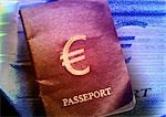 Symbole de l'euro imprimé sur le passeport.