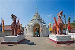 Guardian Lions, Wat Phra que Haripunchai, Lamphun, Lamphun Province, nord de la Thaïlande, Thaïlande