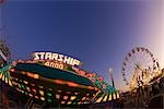 CNE pendant la nuit, Toronto, Ontario, Canada