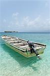 Boot im Wasser, San Blas Inseln, Panama