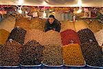 Getrocknete Früchte, Verkäufer, Platz Jemaa el Fna (Djemaa el Fna), Marrakesch (Marrakech), Marokko, Nordafrika, Afrika