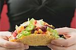 Frau Betrieb Gemüse taco