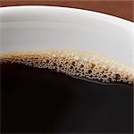 Schwarzen Kaffee in der Tasse (Nahaufnahme)