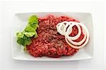 Raw minced beef with onion rings