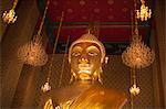 Gold Buddha at Wat Kalayanamitr, Thon Buri, Bangkok, Thailand