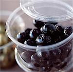 Black olives in tub