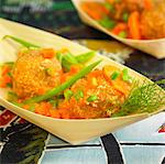 Lentil balls with green beans and carrots