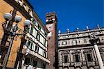 Piazza delle Erbe, Verona, Vénétie, Italie