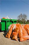 Pile de sacs à ordures de benne