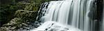 Sgwd Clun-Gwyn cascade, Parc National de Brecon Beacons, au pays de Galles